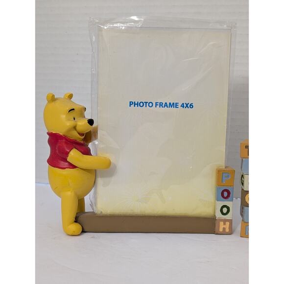 Disney Winnie the Pooh and Tigger 3D Sculpted Resin Picture Frame Pair Set 4x6 - Picture 3 of 7